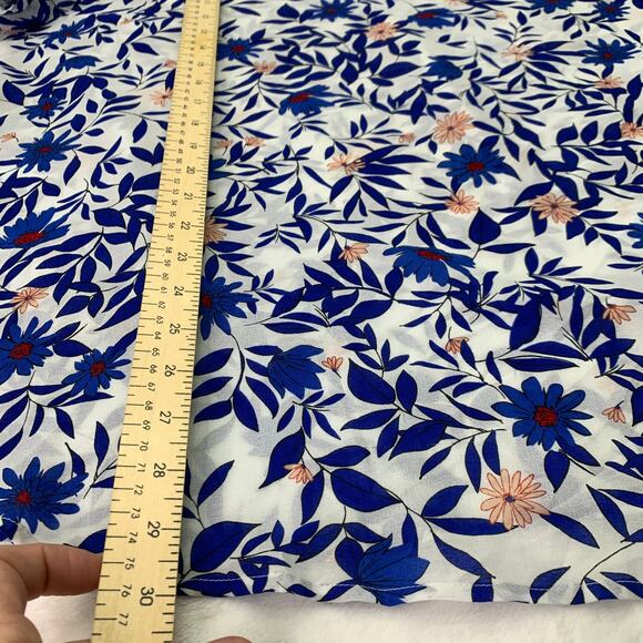 Liz Claiborne Woman Sz 3XL Bright Blue Floral White Semi Sheer Short Slv Blouse - Picture 3 of 9